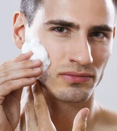 Men’s Grooming Problems: Combating Oily Skin