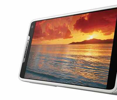 Motorola RAZR i White Smartphone