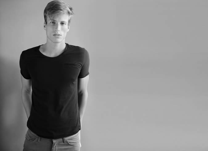 COLLECTIVE T-shirts