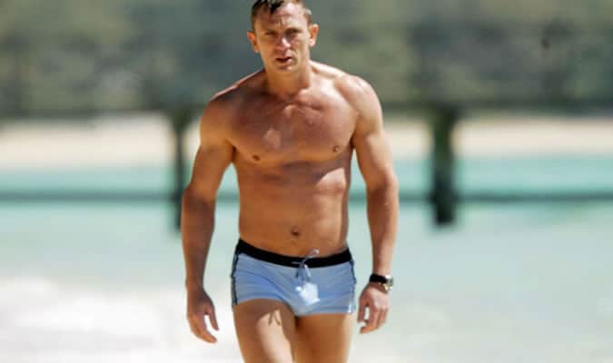 Daniel Craig In Casino Royale Wearing Grigioperla Trunks