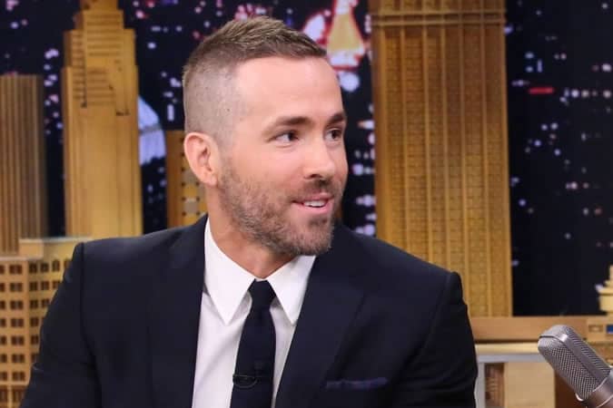 Ryan Reynolds New Hair On The Tonight Show In March 2015