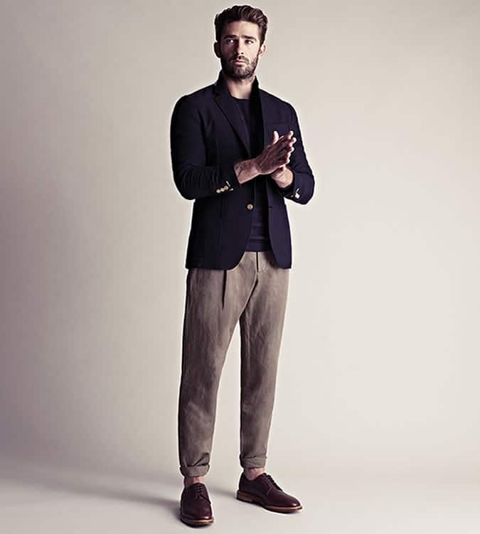 T-Shirt, Blazer and Trousers Outfit For Men