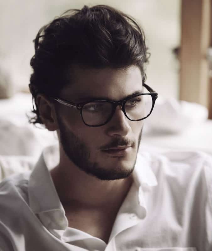 Get your eyewear colour and shape right