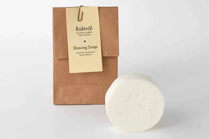 Iris Hantwerk Cedarwood Shaving Soap