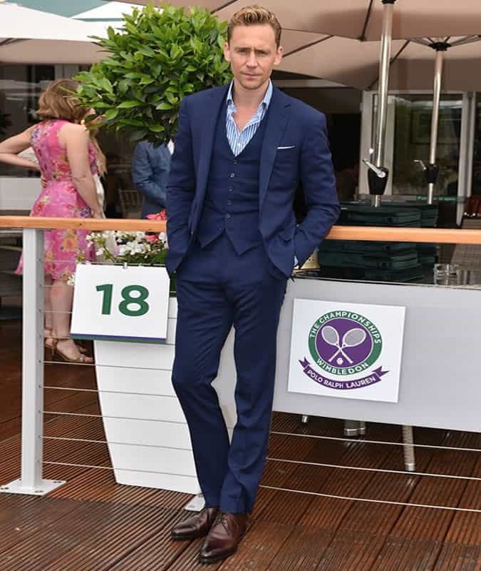 Tom Hiddleston suit with no tie