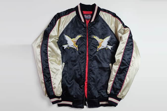 apanese Vintage 1st CAV. DIV Crows Hawk Eagle Embroidered Sukajan Souvenir Jacket