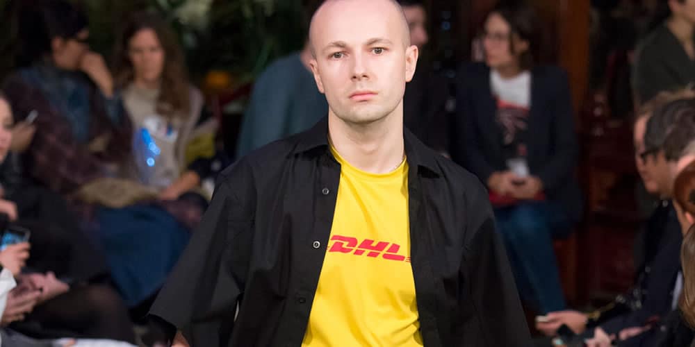 Vetements DHL T-Shirt