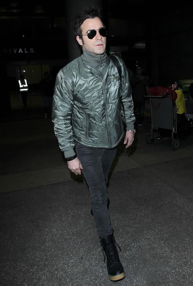 Justin Theroux at LAX