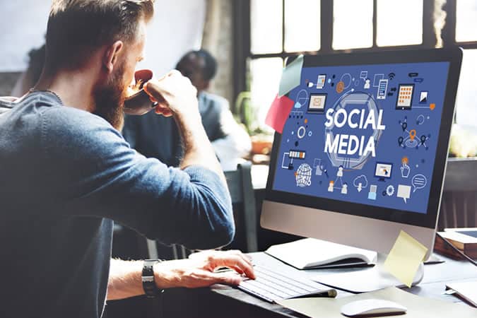 social media consultant