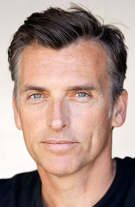 Men's Widow Peak Hairstyles