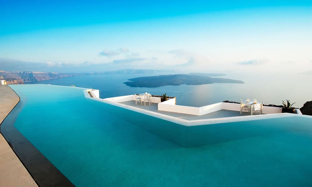 35 Of The Coolest Swimming Pools