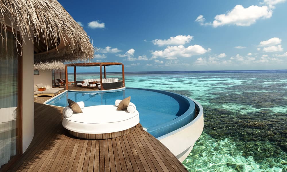 35 Of The Coolest Swimming Pools
