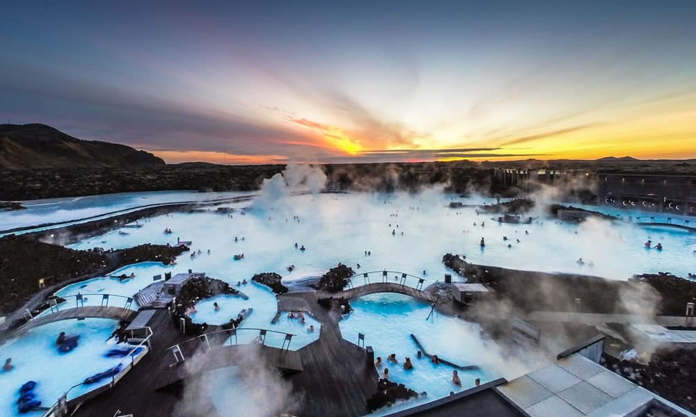 35 Of The Coolest Swimming Pools