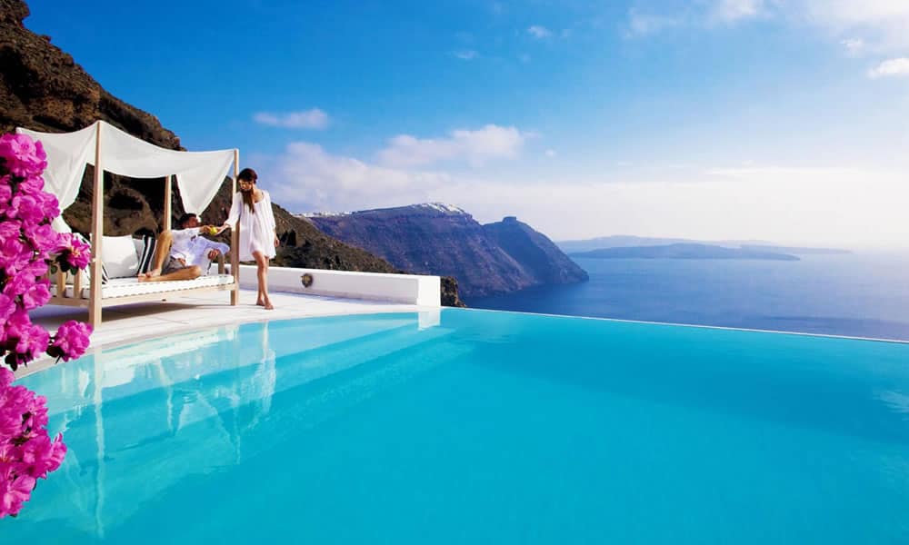 35 Of The Coolest Swimming Pools