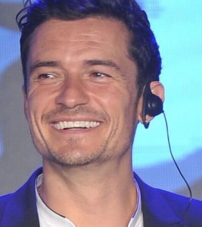 Why You Need Orlando Bloom’s Bare Minimum Suit
