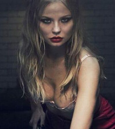 Agent Provocateur Models Invent ‘Strip Pool’