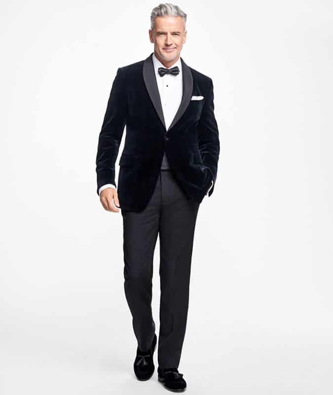 How to wear a velvet dinner jacket