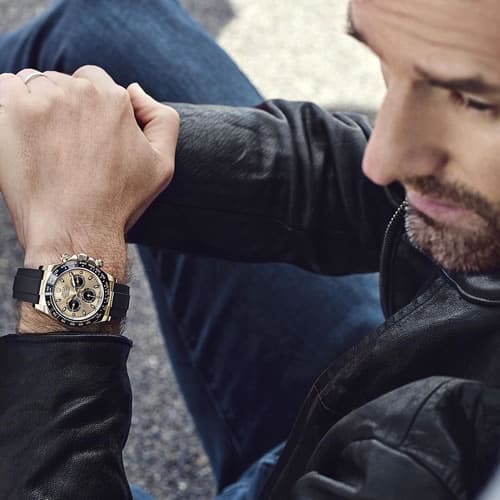 How to wear a Rolex Daytona watch