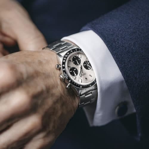 How to wear a Rolex Daytona watch