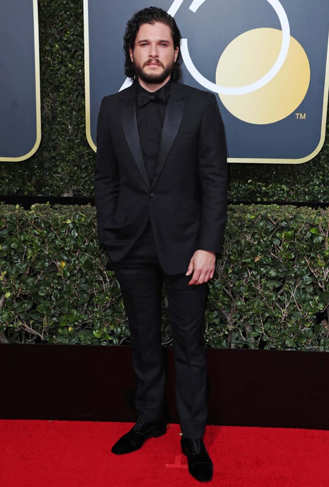 The Best All-Black Outfits From The Golden Globes
