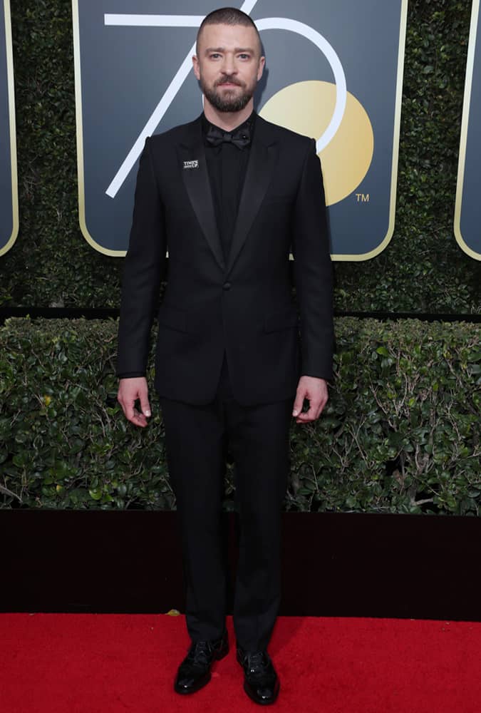 The Best All-Black Outfits From The Golden Globes
