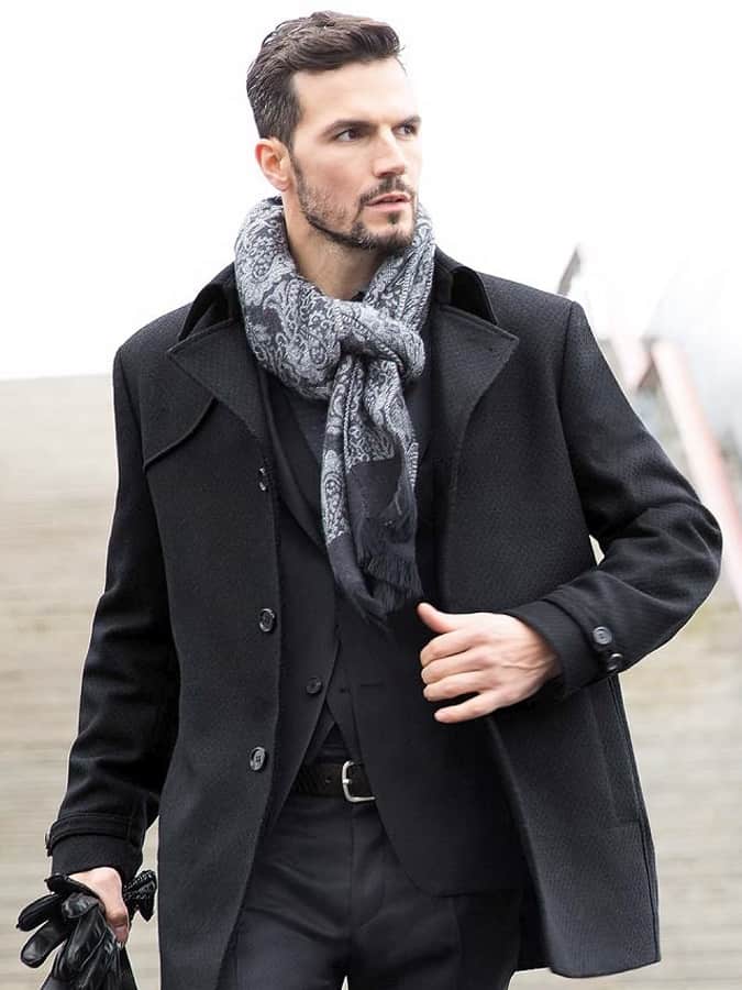 How To Wear A Scarf For Men - The Parisian Knot
