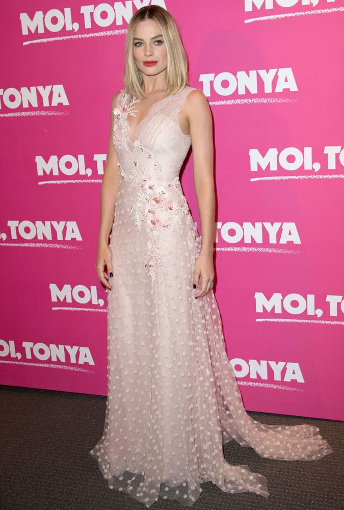 Margot Robbie Wearing A Pink Dress