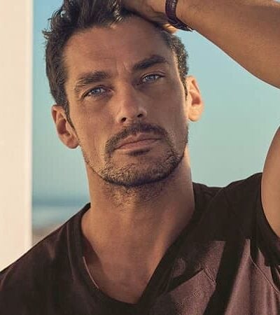11 Holiday Grooming Essentials To Pack This Summer