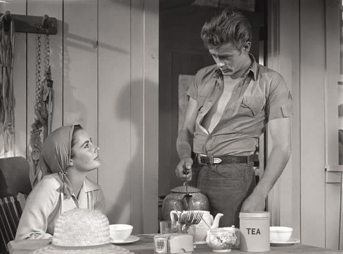 James Dean wearing a short-sleeved shirt