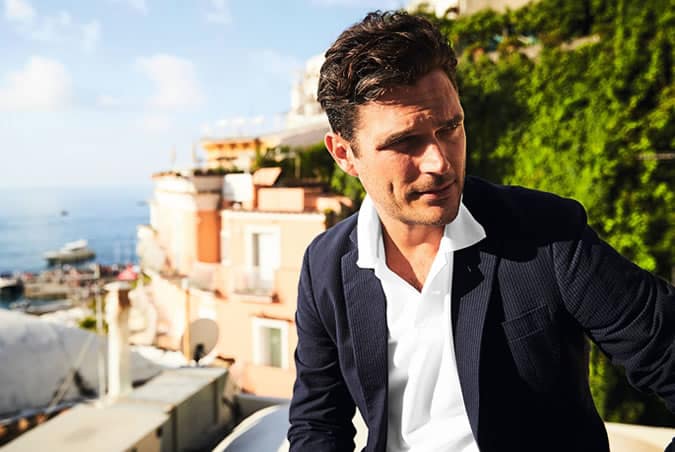 Unstructured suit jacket for men