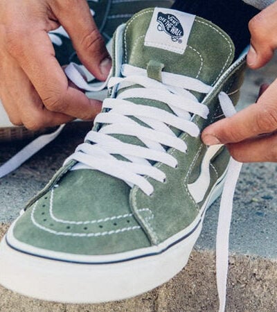 How To Lace Vans Sneakers (The Right Way)