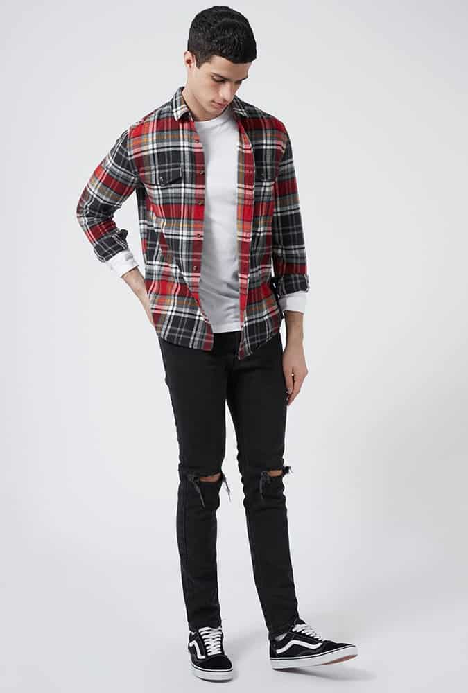 Ripped Jeans Grunge Look