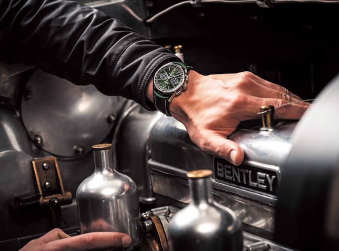 Breitling Premier B01 Chronograph 42 Bentley British Racing Green