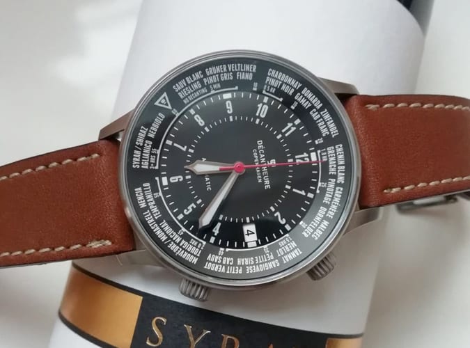 Decantheure Wine Watch
