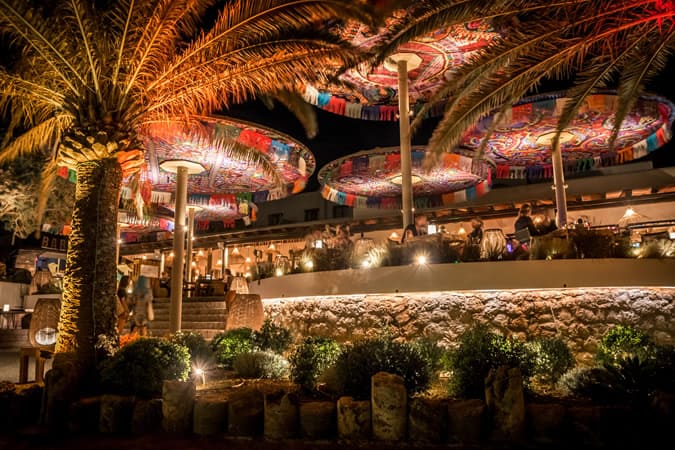 Aiyanna beach restaurant