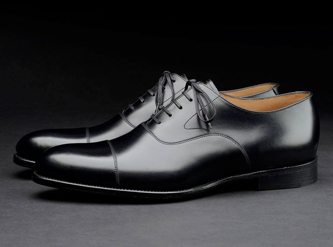 Loake shoemakers black oxford