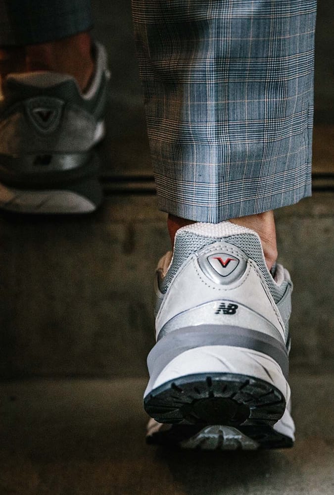 New Balance 990V5