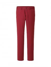 Uniqlo Men Slim Fit Chino Flat Front Trousers