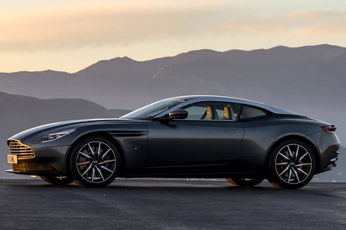 Aston Martin DB11