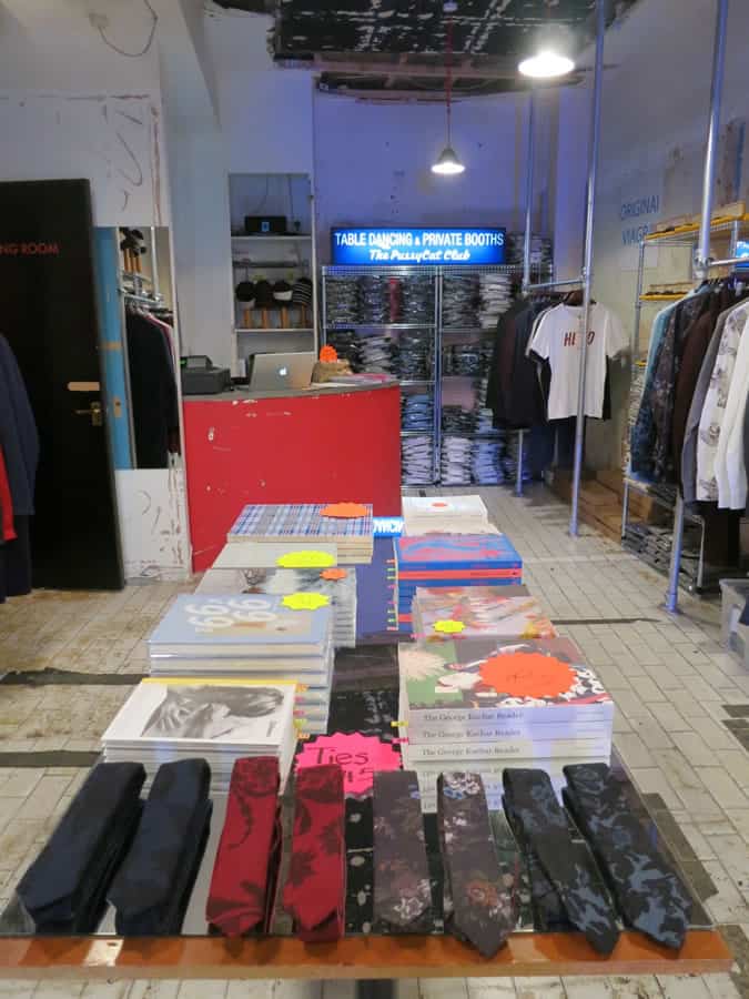 Hentsch Man XXXMas Pop-up