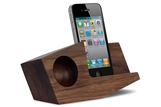 Walnut Pivot from Koostik
