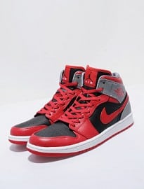 Jordan 1 Mid