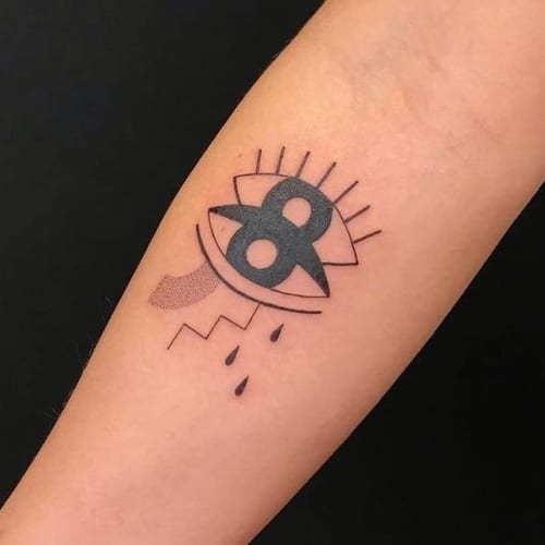 Minimalist blackwork tattoo_minuitdix_tattoo