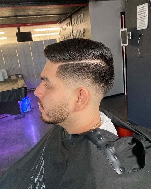 Forward Swept Haircut with Hard Part