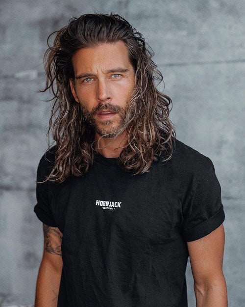 Long Hairstyle with Textured Waves