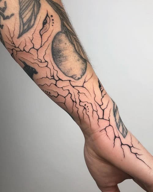 Roots Nature Tattoo