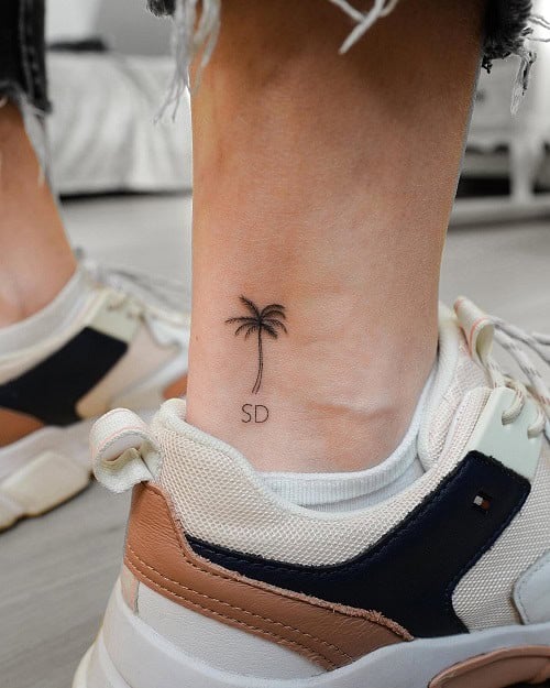Simple Leg Tattoo