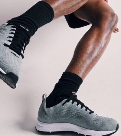 10 Best Walking Shoes For Men – Stride in Style in 2026