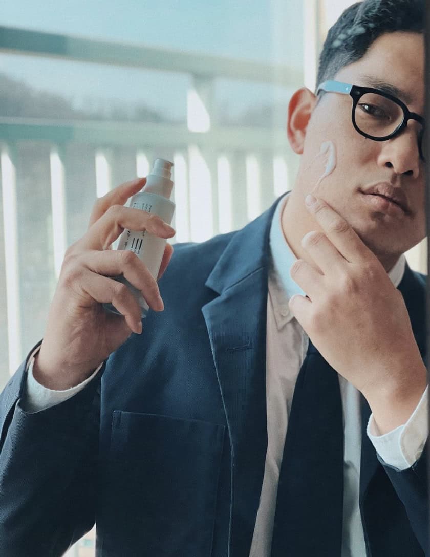 Man using skincare