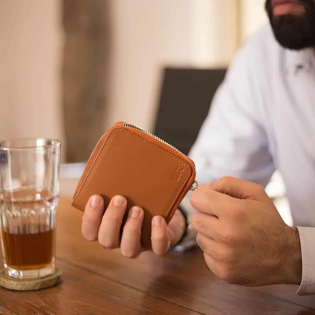 Card Organizer Leather Zip Wallet